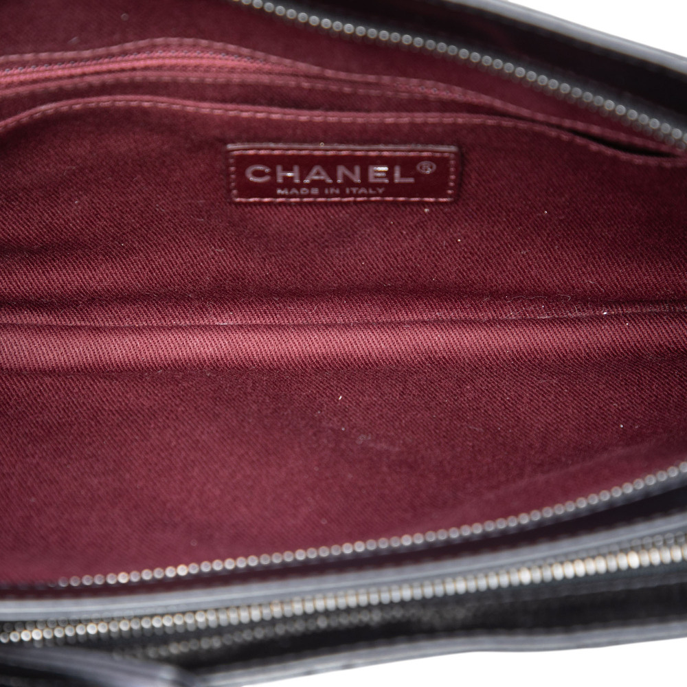 Pre-Loved Chanel Quilted Glazed Calfskin Coco Pleats Chain Clutch - Picture 4 of 6